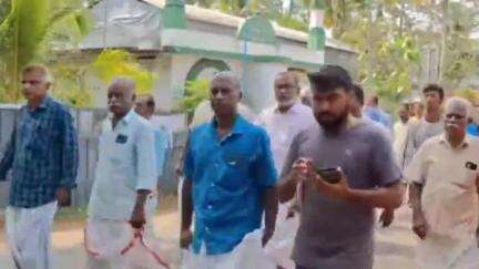 ചേർത്തല: സി.പി.ഐ നേതൃത്വത്തിൽ വയലാറിൽ നടത്തിയ ലഹരി വിരുദ്ധ കൂട്ടനടത്തം മന്ത്രി പി. പ്രസാദ് ഉദ്ഘാടനം ചെയ്തു