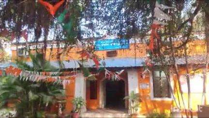 तुळजापूर: बोरी गावाजवळ तुळजापुर रोडवर लावलेल्या कारमधील मोबाईलसह २ लाख ७२ हजार रुपये किंमतीच्या साहीत्याची चोरी,तु.पो.गुन्हा दाखल
