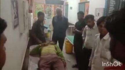 बिसौली: करनपुर गांव के पास बाइक अनियंत्रित होकर फिसली, बाइक सवार हुआ घायल, सीएचसी बिसौली में कराया भर्ती