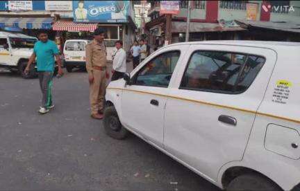 द्वाराहाट: द्वाराहाट पुलिस ने दुर्घटनाओं की रोकथाम के लिए विभिन्न स्थानों पर चलाया चेकिंग अभियान