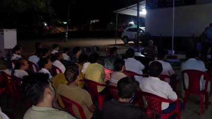 महाराजपुर: महाराजपुर थाना प्रभारी ने क्षेत्र के व्यापारियों के साथ बैठक की