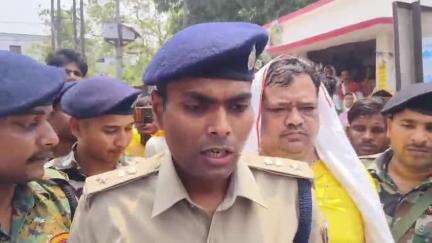 अगिआंव: लहरपा गांव में सात लोगों को गोली मारने और दो की मौत के मामले में एसपी राज का बयान, कहा- टीम बनाकर जल्द होगी गिरफ्तारी