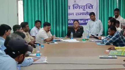 झरिया/जोरापोखर/सिंदरी: भौरा-जहाजटांड़ बस्ती के ग्रामीणों ओर महाप्रबंधक के बीच वार्ता रहा विफल, ग्रामीणों ने हंगामा कर ठप कराया काम#jansamasya