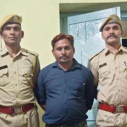 घाटोल: घाटोल पुलिस ने अवैध विस्फोटक के साथ एक युवक को किया गिरफ्तार