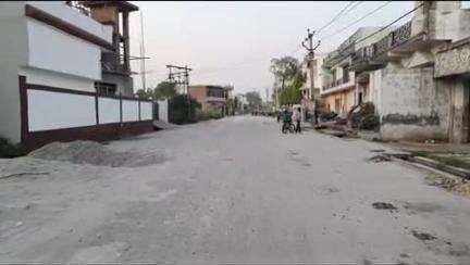 लक्सर: रायसी में भ्रष्टाचार का म्यूजियम बनी क्षेत्र की सबसे चौड़ी सड़क, सिस्टम और ठेकेदार पर भड़के ग्रामीणों का चढ़ा पारा
