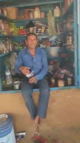 चलकुशा: कटिया में बेकरी के समान में मिला चूहा का पोटी #viral