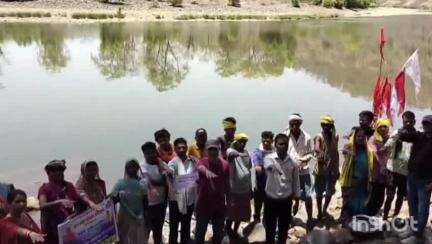 निवास: मप्र जन अभियान परिषद ने जल संरक्षण के लिए मां नर्मदा तट बसगढ़ी घाट पर श्रमदान किया
