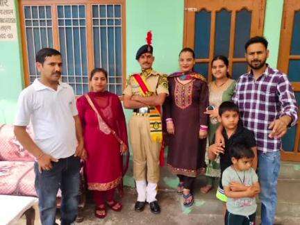 सुंदर नगर: चमुखा पंचायत के हराबाग निवासी किशोरी लाल ITBP में देंगे सेवाएं, पासिंग आउट परेड के बाद घर पहुंचने पर हुआ जोरदार स्वागत