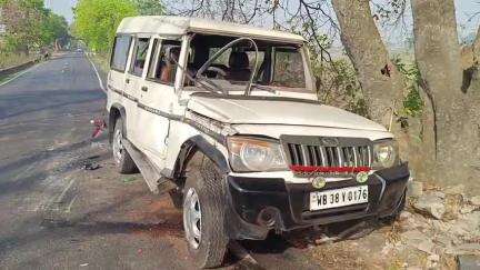 टाटीझरिया: टाटीझरिया के बेनी पुल के पास ट्रक के चकमा देने से बोलेरो क्षतिग्रस्त, 5 घायल