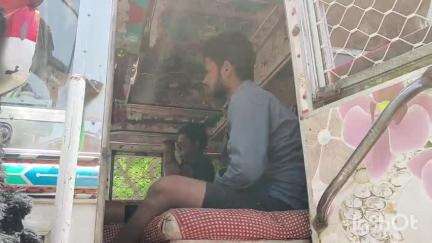 कोलारस: कोलारस एसडीएम ने रामनगर टोल प्लाजा पर मूंगफली से भरा ट्रक पकड़ा