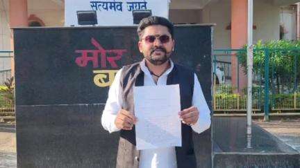 बसना: भाजपा व किसान नेता अश्वत तुषार साहू ने महासमुंद कलेक्टर को ज्ञापन सौंपा, पावर प्लांट में घायल के लिए मुआवजे की की मांग