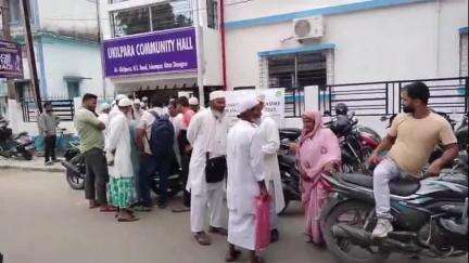 ইসলামপুর: ইসলামপুরে হজ যাত্রীদের ভ্যাকসিন দেওয়া হল প্রশাসনের পক্ষ থেকে