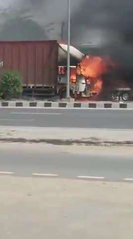 The recent fire that broke out in a truck on NH 48 was brought under control by BML Munjal University Fire Mahender