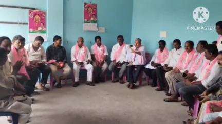 వైరా: వైరాలో బీఆర్ఎస్ ముఖ్య నాయకుల  సమావేశం, పాల్గొన్న మాజీ ఎమ్మెల్యే మదన్ లాల్