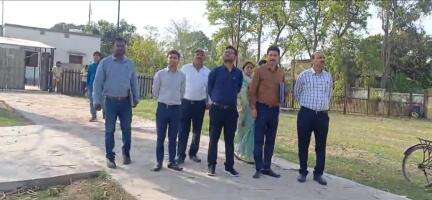 बरवाडीह: बरवाडीह में खुलने वाले पीएम श्री केंद्रीय विद्यालय के अस्थाई भवन का आयुक्त ने किया निरीक्षण