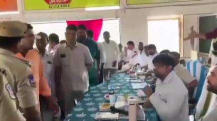 బెల్లంపల్లి: కాసిపేట మండల కేంద్రంలో జిల్లా కలెక్టర్ కుమార్ దీపక్ ఆధ్వర్యంలో నిర్వహించిన భూభారతి అవగాహన కార్యక్రమంలో రసభస