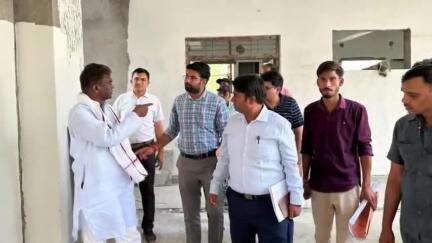 रायसेन: सांची विधायक डॉ. प्रभु राम चौधरी ने सांची में निर्माणाधीन गुरु संदीपनि स्कूल का निरीक्षण किया