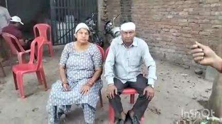 बांगरमऊ: अलौलापुर गांव में जमीनी विवाद, भतीजे ने चाचा के घर पर किया कब्जा, विरोध करने पर पति-पत्नी को ईंट से किया घायल
