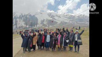 आर्वी: मी आणि माझ्यासोबत असलेले 22 जण श्रीनगरला सुरक्षित.. पर्यटनाला गेलेले आर्वी चे नागरिक विनय डोळे यांची माहिती