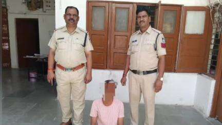 बड़नगर: थाना बडनगर पुलिस टीम ने लोहे की धारदार गुप्ती के साथ एक अभियुक्त को गिरफ्तार किया