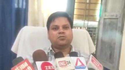 निवाड़ी: पृथ्वीपुर के सामुदायिक स्वास्थ्य केंद्र के ब्लॉक मेडिकल ऑफिसर ने डॉ. तेजपाल को कारण बताओ नोटिस जारी किया