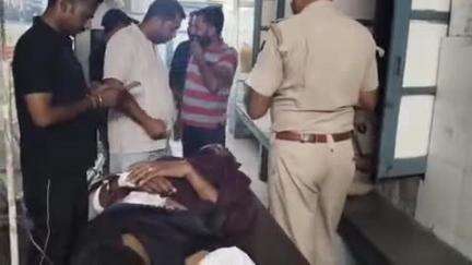पिंडवाड़ा: राजहंस होटल के सामने ट्रैक्टर और बाइक की टक्कर, हादसे में बाइक सवार गंभीर रूप से घायल
