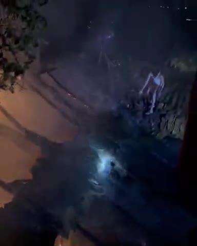 चुरहट: चुरहट के वार्ड क्रमांक 11 में कच्चे मकान में अज्ञात कारण से आग लग गई
