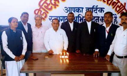 जम्मू कश्मीर में हुए आंतकी हमले में शहीदों को दिया डिस्ट्रिक्ट बार एसोसिएशन सोनभद्र ने श्रंद्धाजलि!
