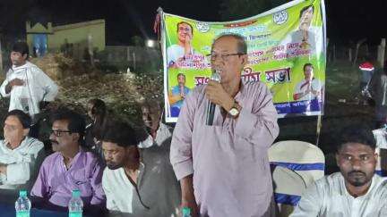সিউড়ি ২: সিউড়ি ২ নম্বর ব্লকের অন্তর্গত ক্ষতিপূর গ্রামে তৃণমূলের পক্ষ থেকে সংশোধনীয় সভার আয়োজন