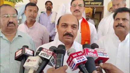 सहारनपुर: सहारनपुर डीएम के माध्यम से यूपी क्षत्रिय महासभा ने प्रधानमंत्री को ज्ञापन भेजकर पाकिस्तान का समूल विनाश करने की मांग की