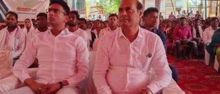 ଟିଟିଲାଗଡ: ଟିଟିଲାଗଡ ବ୍ଲକ କାର୍ଯ୍ୟାଳୟ ପରିସରରେ ଜାତୀୟ ପଞ୍ଚାୟତିରାଜ ଦିବସ ପାଳିତ, ସାମିଲ ହେଲେ ବିଧାୟକ ଓ ଉପଜିଲ୍ଲାପାଳ