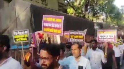 देपालपुर: पहलगाम आतंकवादी घटना के विरोध में देपालपुर में पुतला दहन, राष्ट्रपति को ज्ञापन सौंपा