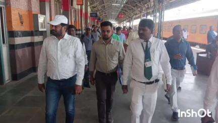 जमालपुर: पूर्व रेलवे के प्रधान मुख्य अभियंता ने जमालपुर-क्यूल रेलखंड का निरीक्षण किया, सुरक्षा की समीक्षा कर दिए निर्देश