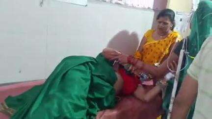 महाराजगंज: पश्चिम गांव में अज्ञात वाहन की टक्कर से स्कूटी सवार महिला घायल, जिला अस्पताल किया गया रेफर