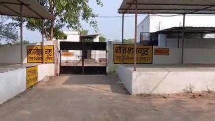 दतिया नगर: बडोँनकलां तिराहे पर सड़क हादसा, घायल युवक की मौत