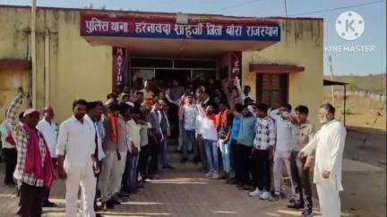 छीपाबड़ोद: हरनावदा शाहजी में कश्मीर हमले के विरोध में श्रद्धांजलि सभा आयोजित की गई, ज्ञापन सौंपा गया