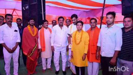 नवागढ़: ग्राम पेंड्री में श्री रामचरितमानस ज्ञान यज्ञ के कार्यक्रम में प्रदेश के खाद्य मंत्री दयाल दास बघेल शामिल हुए