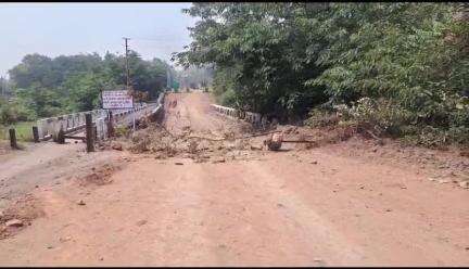 ଓରିଏଣ୍ଟ: ଏମ୍ସିଏଲ ପକ୍ଷରୁ ଲଜକୁରାରୁ ଜୋବ ଛକ ରାସ୍ତା ବନ୍ଦକୁ ନେଇ ସ୍ଥାନୀୟ ଜନସାଧାରଣଙ୍କ ବିରୋଧ ପ୍ରଦର୍ଶନ