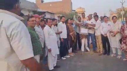 अनूपगढ़: अनूपगढ़ के वेयरहाउस के पास हिंदू जागरण मंच ने पाकिस्तानी प्रधानमंत्री का पुतला फूंका