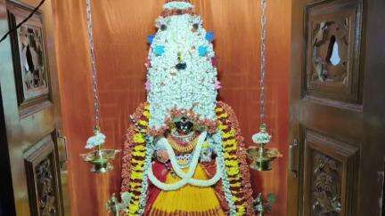 ಪಾವಗಡ: ನಗರದ ನಲ್ಲಾರಾಳ್ಳ ಗಂಗಮ್ಮ ದೇವಿಯ ಜಾತ್ರಾ ಮಹೋತ್ಸವ, ದೇವಿಗೆ ಕರಗಾಲಂಕಾರ
