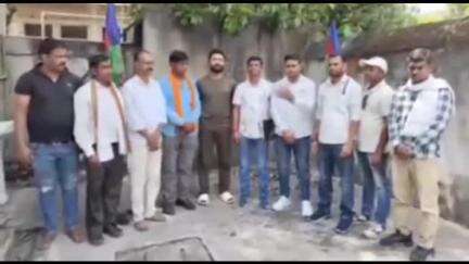 बाघमारा/कतरास: महुदा मोड़ स्थित AJSU पार्टी कार्यालय में संयोजक मंडली की बैठक, आतंकवादी घटना पर 2 मिनट का मौन रखा गया