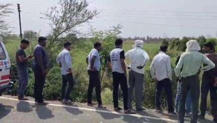 राहुरी: लाख शिवारामध्ये दुचाकीचे नियंत्रण सुटून झालेल्या अपघातात तरुणाचा जागीच मृत्यू