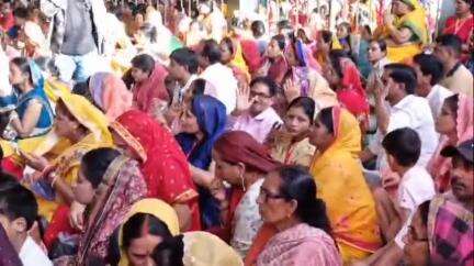 सिंघेश्वर: सिंहेश्वर में शिव महापुराण कथा का आयोजन, पंडित प्रदीप मिश्रा ने श्रद्धालुओं को भक्ति और विश्वास का संदेश दिया