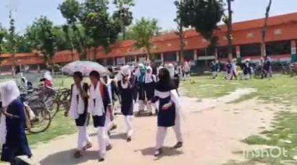 विद्यापति नगर: विद्यापति नगर प्रखंड में भीषण गर्मी में स्कूल लग रहे हैं, बच्चे झुलस रहे हैं, सेहत बिगड़ने का डर