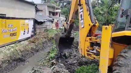 স্বরূপনগর: শুরু হলো দত্তপাড়া হাইড্রেনের কাজ