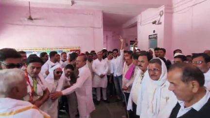 बीना: कार्रवाई के विरोध में क्षत्रिय समाज ने बीना तहसील और एसडीओपी कार्यालय में ज्ञापन सौंपा, समाज के लोग मौजूद रहे
