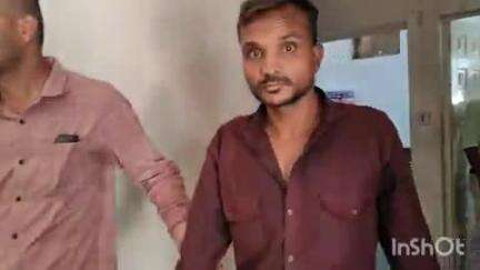 ગરબાડા: ગરબાડા પોલીસે ગુલબાર ગામેથી છેલ્લા ચાર વર્ષથી આંધ્રપ્રદેશ રાજ્યના ઘરફોડ ચોરીના ગુનામાં નાસા ફરતા આરોપીને ઝડપી પાડ્યો.