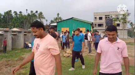 বিলোনিয়া: দক্ষিণ জেলা প্রশাসনের উদ্যোগে উত্তর বিলোনিয়া স্কুল সংলগ্ন এলাকায় করা হল স্বচ্ছ ভারত অভিযান, উপস্থিত জেলাশাসক