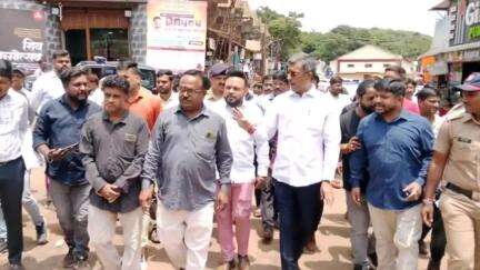 महाबळेश्वर: महाबळेश्वर येथील महापर्यटन उत्सवाअंतर्गत सुरू असलेली कामे मुदतीत पूर्ण करावी : पालकमंत्री शंभूराज देसाई