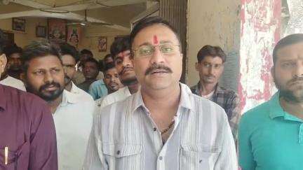 ઘોઘંબા: તાલુકામાં આવાસના હપ્તાની રકમ મળી જતા સરપંચ નિલેશભાઈ વરિયાએ પોતાની પ્રતિક્રિયા આપી